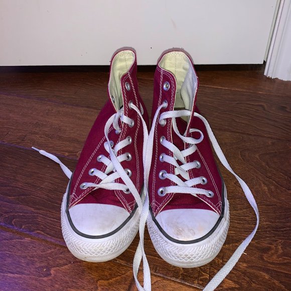 MAROON CONVERSE - Picture 2 of 4